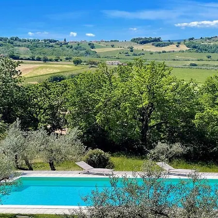 Villa Sole Vino, Fabulous Pool, Fantastic Area, Sleeps Up To 15persons
