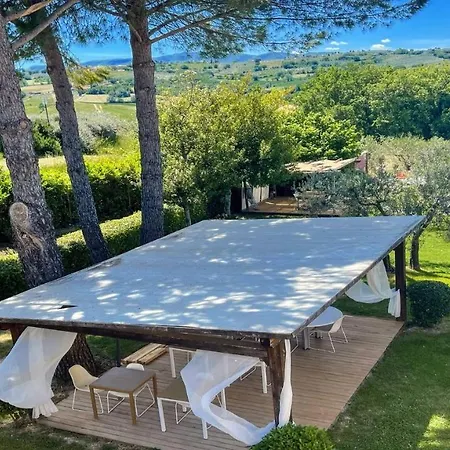 Villa Sole Vino, Fabulous Pool, Fantastic Area, Sleeps Up To 15persons *