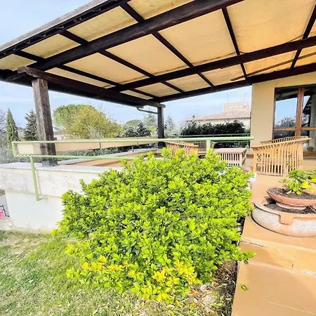Sole Vino, Fabulous Pool, Fantastic Area, Sleeps Up To 15persons Belvedere (Perugia)