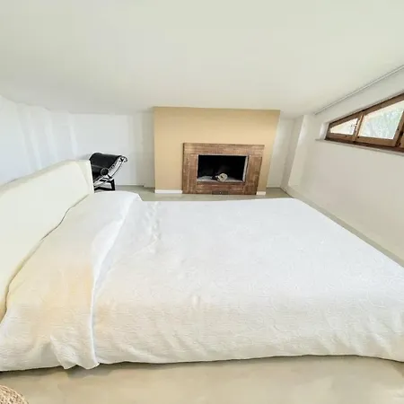 Sole Vino, Fabulous Pool, Fantastic Area, Sleeps Up To 15persons Belvedere (Perugia)