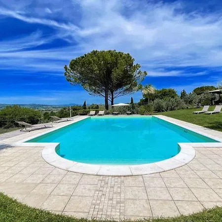 Sole Vino, Fabulous Pool, Fantastic Area, Sleeps Up To 15persons Belvedere (Perugia)