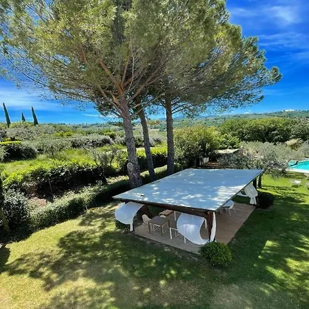 Sole Vino, Fabulous Pool, Fantastic Area, Sleeps Up To 15persons
