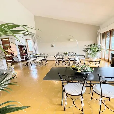 Sole Vino, Fabulous Pool, Fantastic Area, Sleeps Up To 15persons * Belvedere (Perugia)