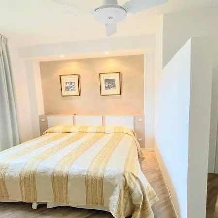Sole Vino, Fabulous Pool, Fantastic Area, Sleeps Up To 15persons וילה Belvedere (Perugia)